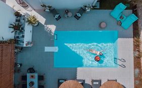 Versa Villas